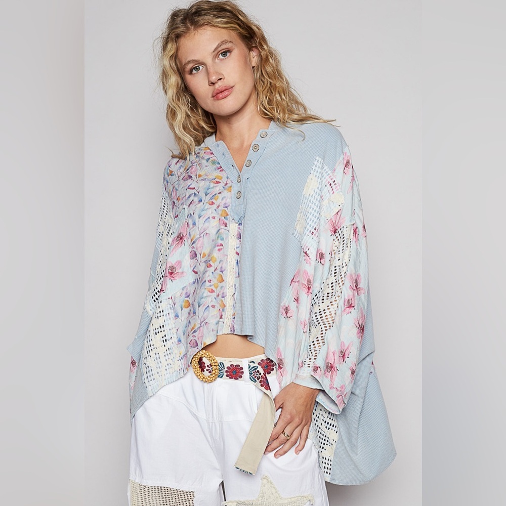 POL Women’s Powder Blue Mixed Media Floral Poncho Hoodie - Picture 2 of 5